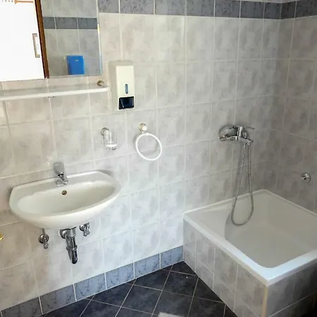 Guest house Jasminka Podgora