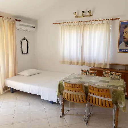 Guest house Jasminka *